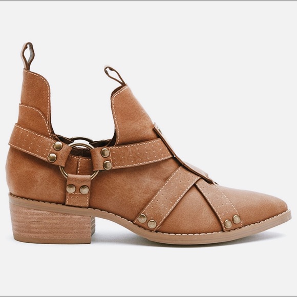 Matisse Shoes - Matisse Coconuts “Knox” Booties